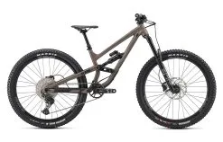 COMMENCAL CLASH JR DIRT MAXXIS