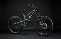 COMMENCAL FRS OHLINS EDITION METALLIC GREEN -BIKE shop 22FUROHGN 02 2000