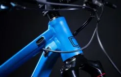 COMMENCAL META TR ELECTRIC BLUE -BIKE shop 22METATRALC10254C 02 2000