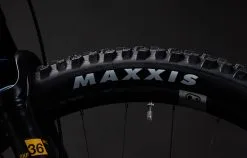 COMMENCAL META TR OHLINS YELLOW 16 COMMENCAL META TR OHLINS YELLOW -BIKE shop 22METATRALC1235C 06 2000