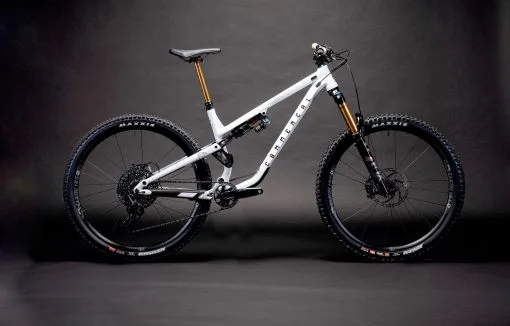 COMMENCAL META TR GLITTERY PURE WHITE 2 COMMENCAL META TR GLITTERY PURE WHITE -BIKE shop 22METATRALCWH 2000