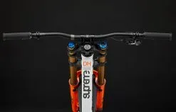 COMMENCAL SUPREME DH V5 SIGNATURE COIL PURE WHITE -BIKE shop 22SUPV5TM 04 2000