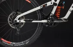 COMMENCAL SUPREME DH V5 SIGNATURE COIL PURE WHITE -BIKE shop 22SUPV5TM 06 2000