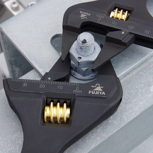 Soma Fujiya ThinLine JIS Cresent Wrench (FLT-34-BG) 5 Soma Fujiya ThinLine JIS Cresent Wrench (FLT-34-BG) - Image 3