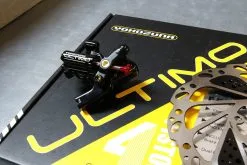 Soma Yokozuna Ultimo Road Disc Brake - Flat Mount -BIKE shop Yokozuna20Ultimo20Flat20Mount20Disc20Brake20packaging